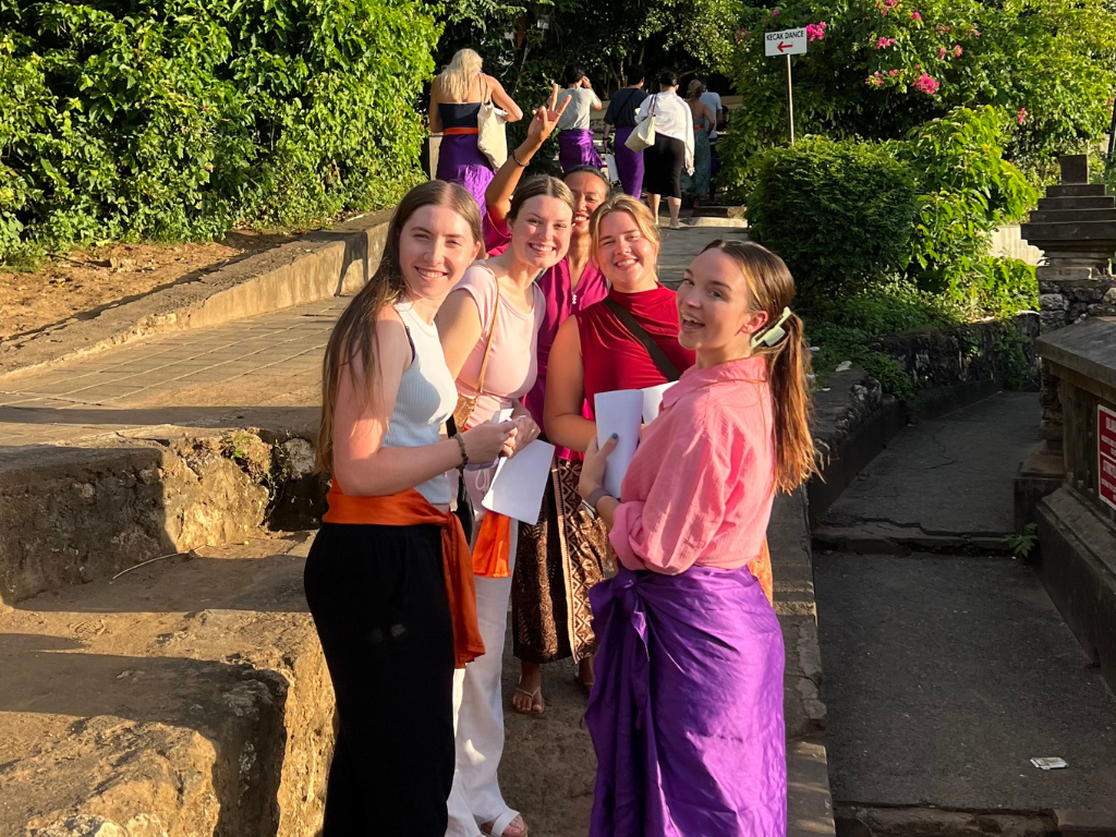 uluwatu temple