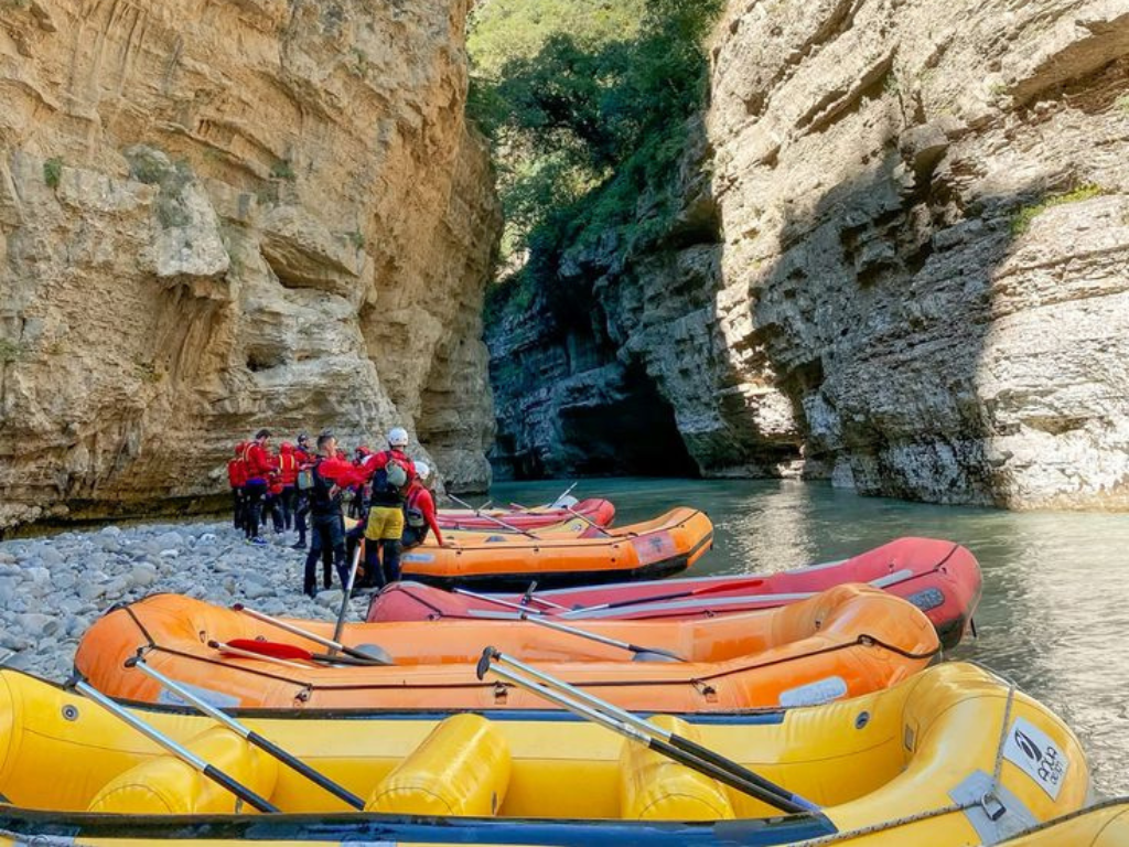 osumi canyon kayaking