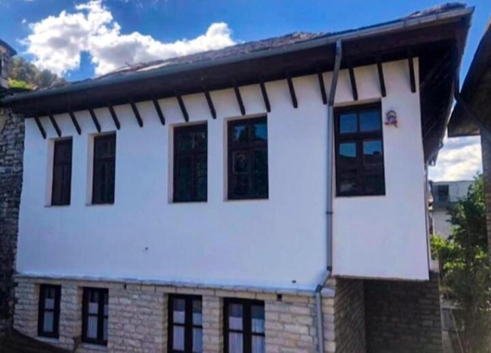 📍 gjirokaste