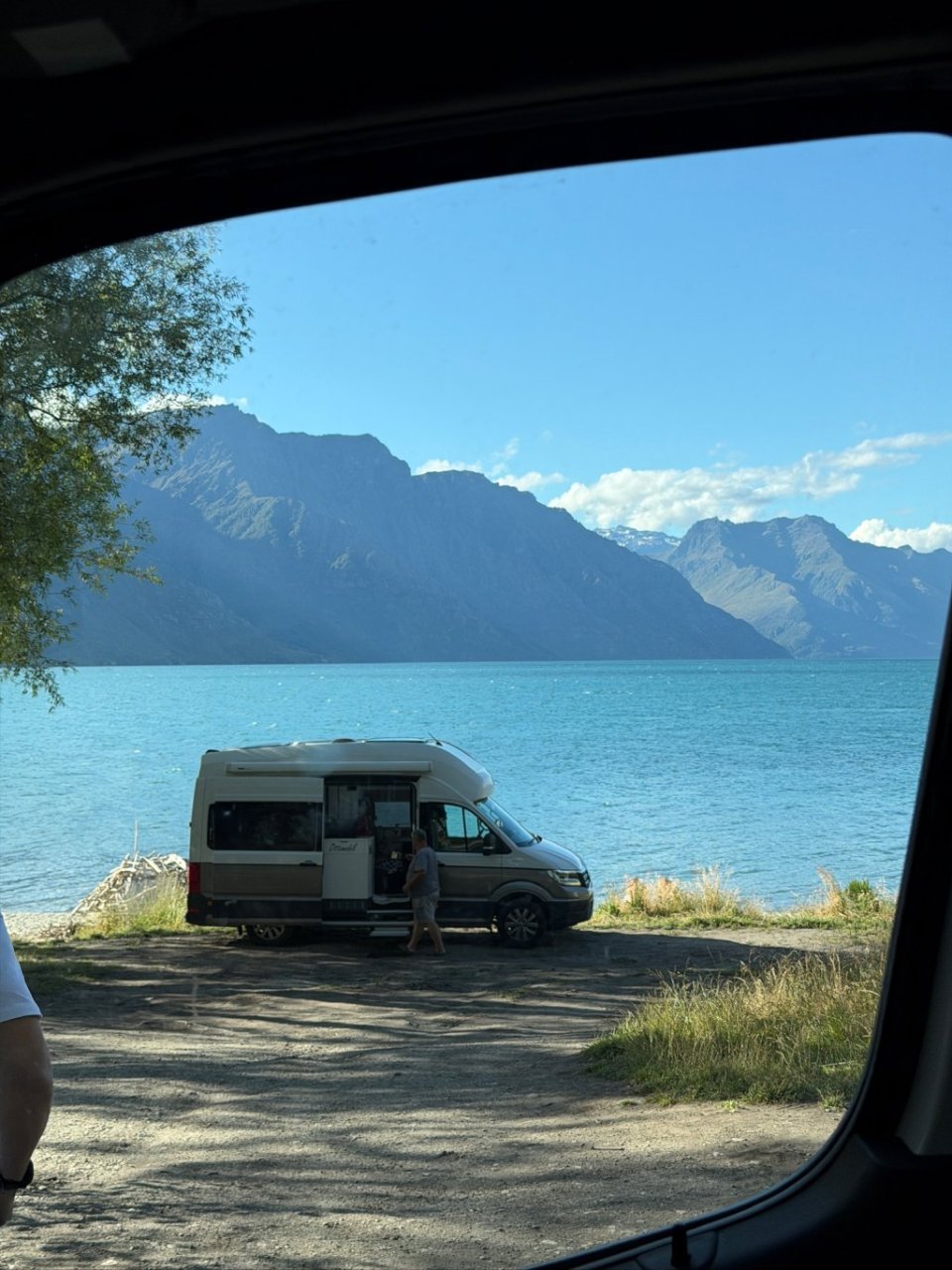 kayak through lake taupō